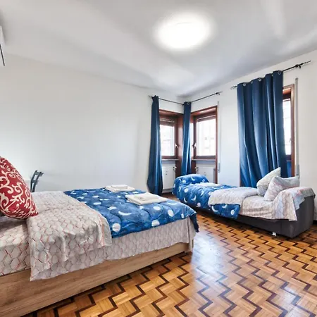 Easy Downtown *