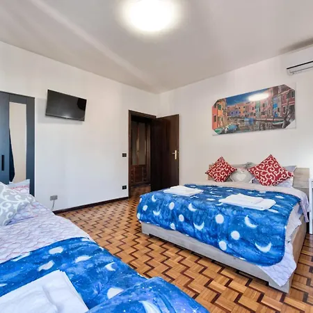 Easy Downtown 马格拉