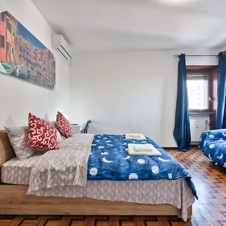 Pensión Easy Downtown *