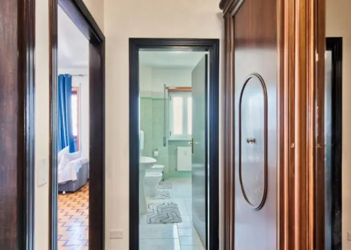 Easy Downtown Guest house *