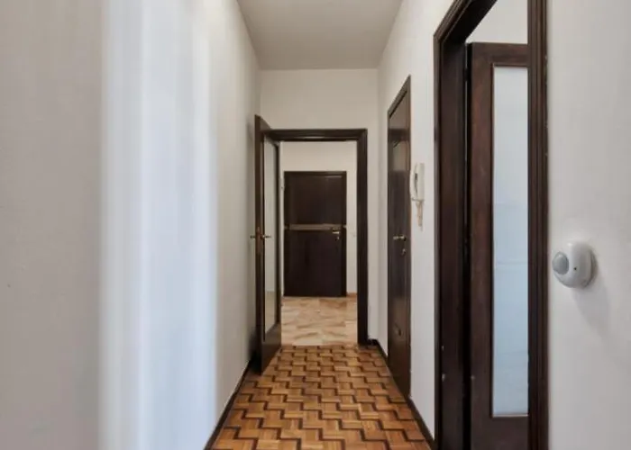 Easy Downtown Guest house *