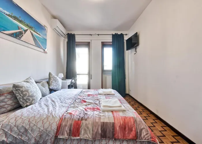 Easy Downtown Guest house *