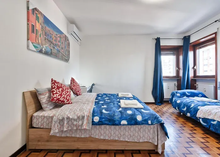 Πανσιόν Easy Downtown *